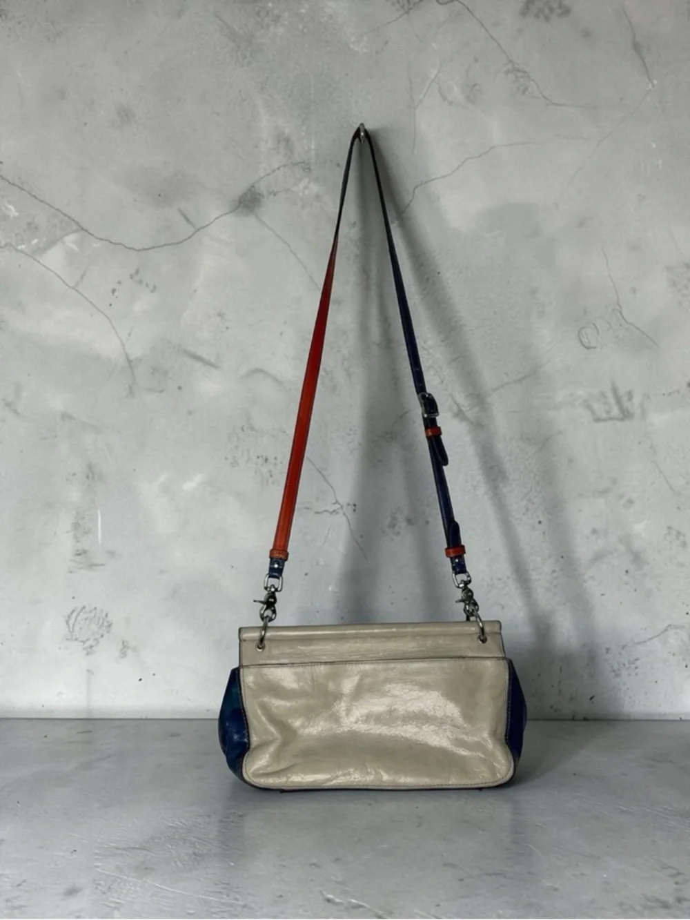 Coach Vintage Y2K City Willis 2
Way Colorblock Leather Turn
Lock Crossbody Bag - Picture 6 of 13